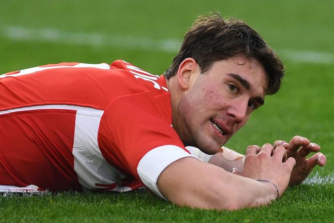 其中两位夺 其中两位夺