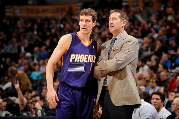 邮报：切尔西夏季待售名单已有11名球员，可组成一套首发.