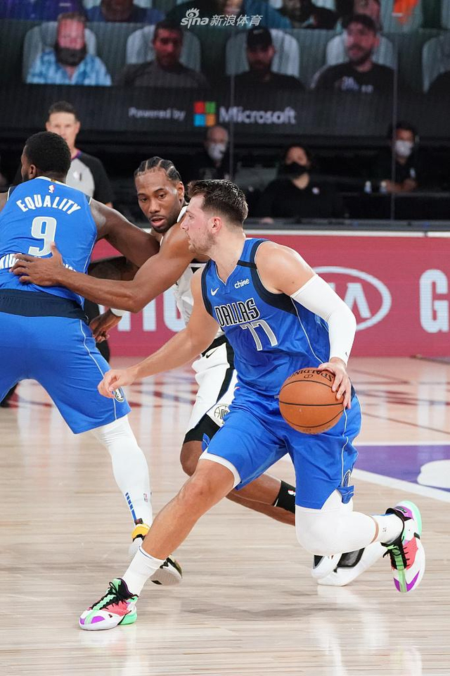 球与外线投 球与外线投